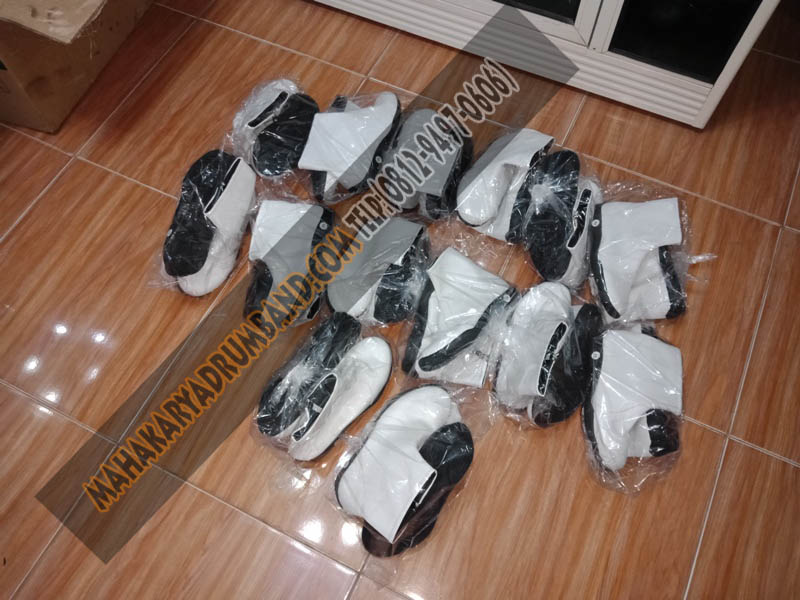 Pusat Sepatu Pasukan Marching Band, Gerai Sepatu Pasukan Mayoret Cantik, Toko Sepatu Pasukan Murah, Pengrajin Sepatu Pasukan Terpercaya, Jual Pasukan Drumband.